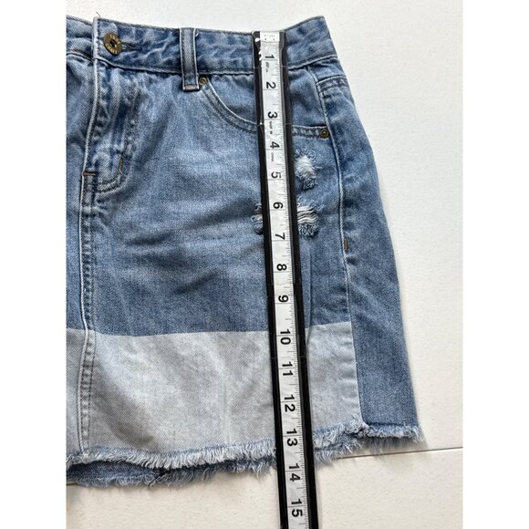 True Craft Skirt Womens Distressed Ripped Blue Denim Jean Mini Raw Hem Size 7 - Picture 10 of 11